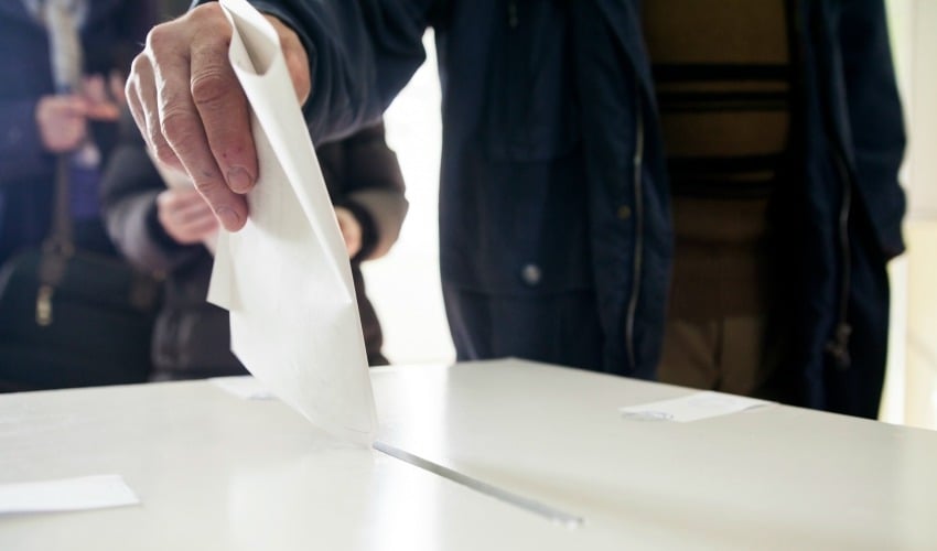 More than 3,000 Kelowna residents have already voted in the civic election
