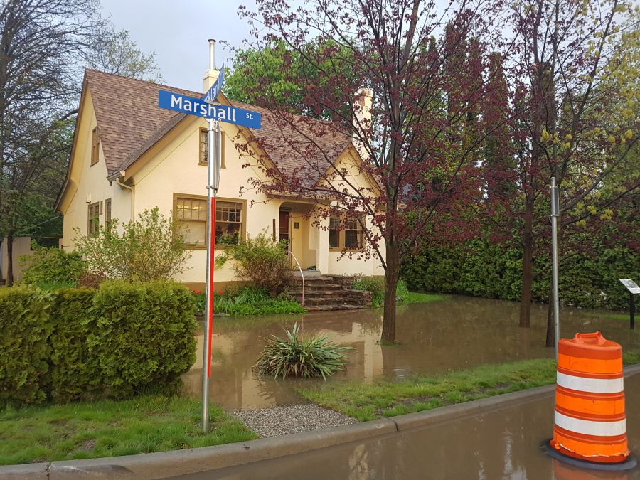 Photo credit - Trisa Brandt - Marshall St and Rowcliffe Ave around 7 pm on May 5, 2017