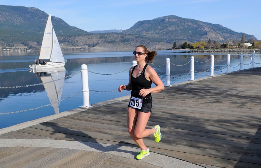 <who>Photo Credit: Lorne White/KelownaNow.com </who>It was a perfect spring day for running and sailing in Kelowna on Sunday morning.