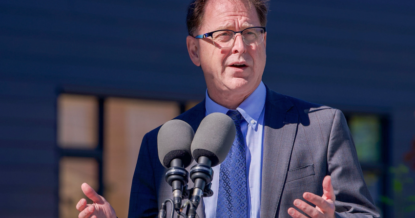 ‘99% got vaccinated’: Adrian Dix responds to questions about BC’s COVID-19 vaccine mandate
