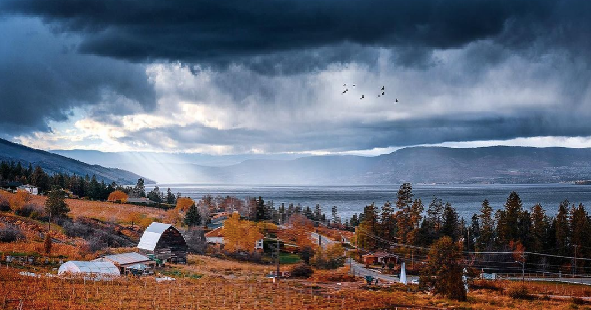 PHOTOS: stunning skies painted throughout the Okanagan