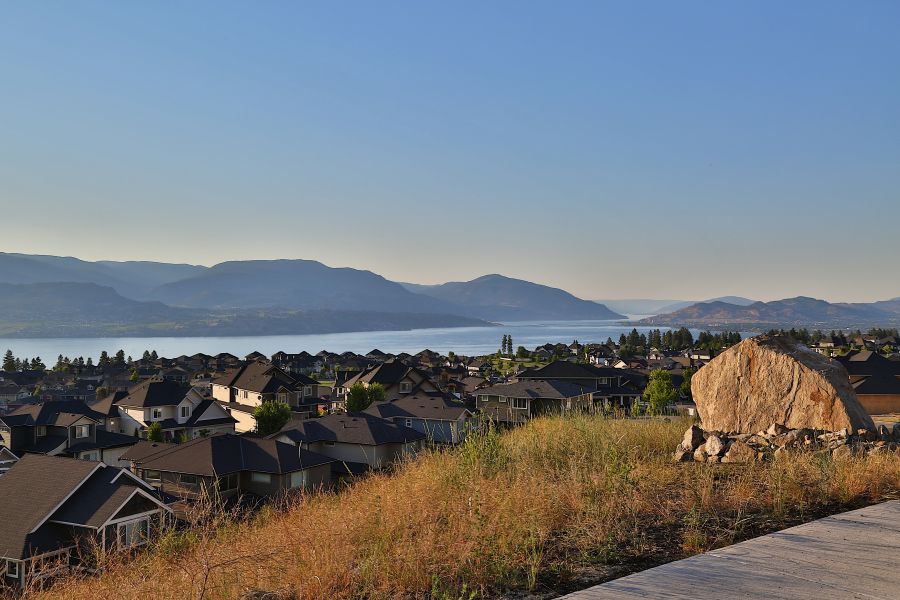 The scenery isn't the only beautiful thing about Kelowna. There are also a number of attractive homes here as well.
