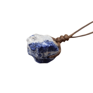 Collana con pietre di sodalite