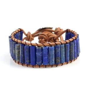 Bracciale in pelle di lapislazzuli per donna.