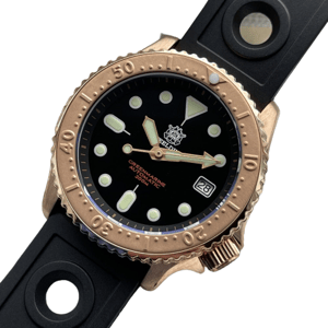 Orologio da uomo infrangibile