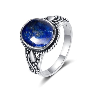 Anello in lapislazzuli per donne alla moda