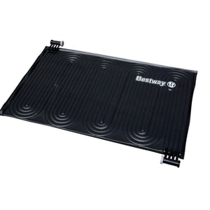 Riscaldamento della piscina sotto forma di un tappeto