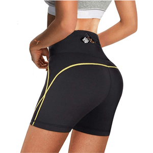 Shorty sudata delle donne