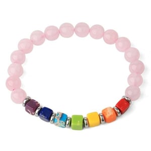 Bracciale dei 7 chakra con quarzo rosa e pietre quadrate.