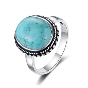 Anello in argento e turchese.