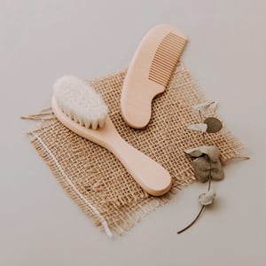 Spazzola per bambini in legno