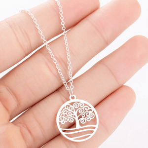 Collana con albero della vita in fiore