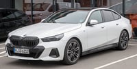 BMW 520i Sedan — Alpinweiss uni