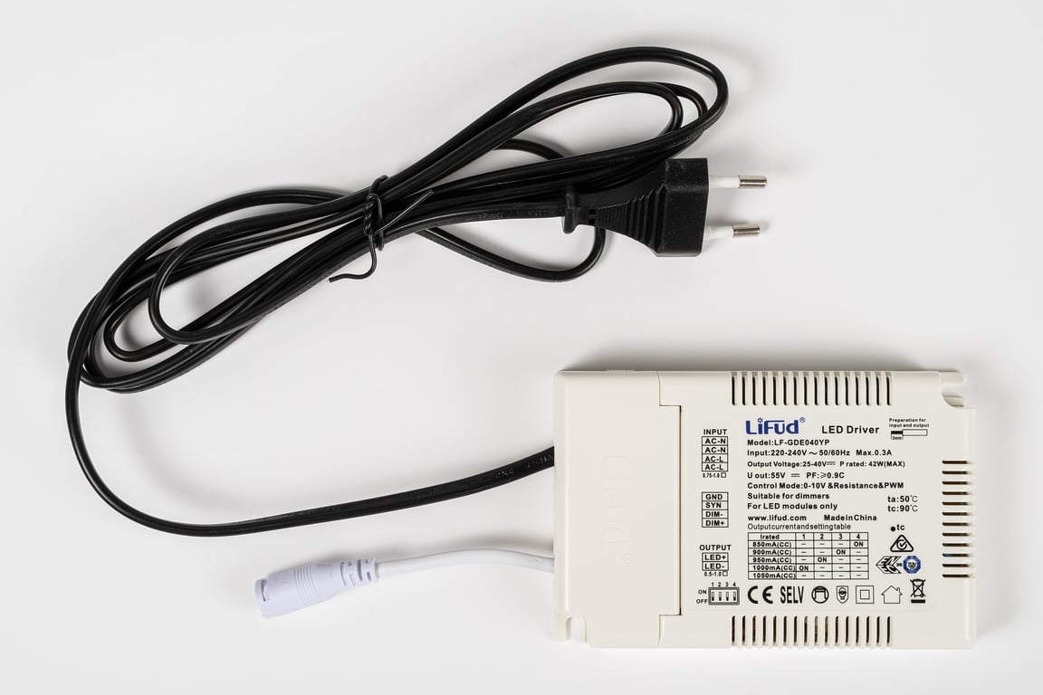 LED driver CC 42W 0,85-1,05A 25-40V 0-10V TO