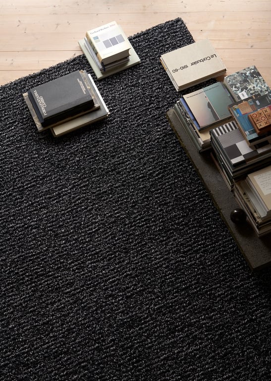 Design vloerkleed Woodnotes Majore Black 17270104207