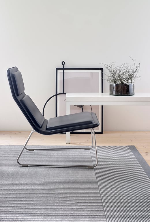Design vloerkleed Woodnotes San Francisco Grey Stone 1430215
