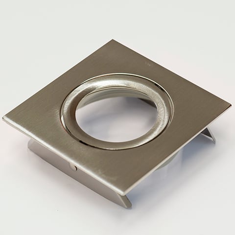Downlight ring. vierkant, 87(76)mm, geb.alum kantelbaar, bladveren