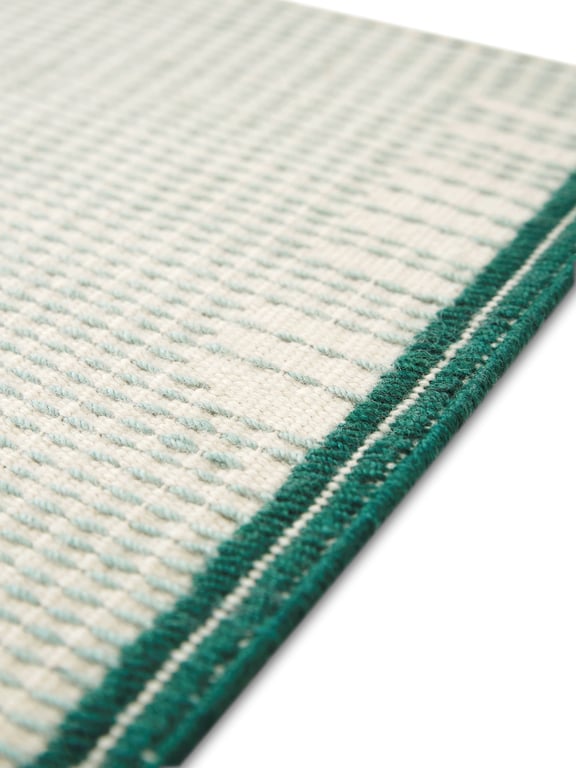 Gan Rugs Vloerkleed Backstitch Calm Green