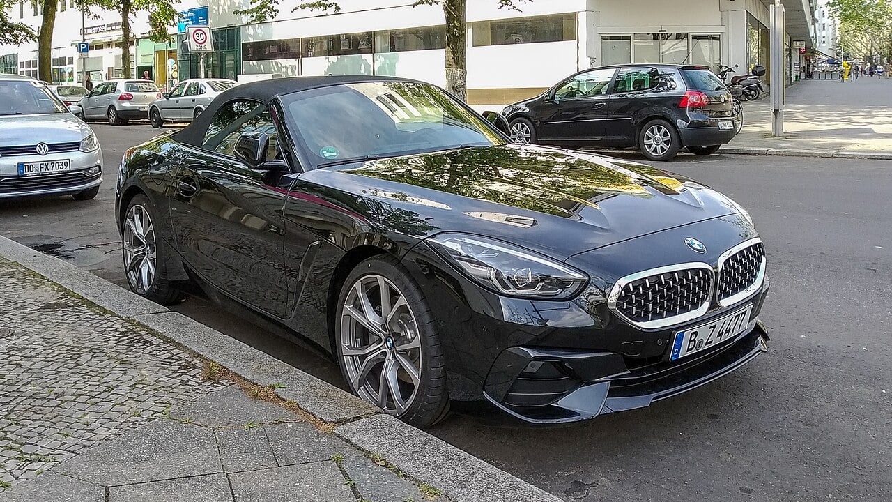 BMW Z4 sDrive30i Roadster — Alpinweiss uni