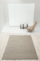 Kvadrat Aram in Stock