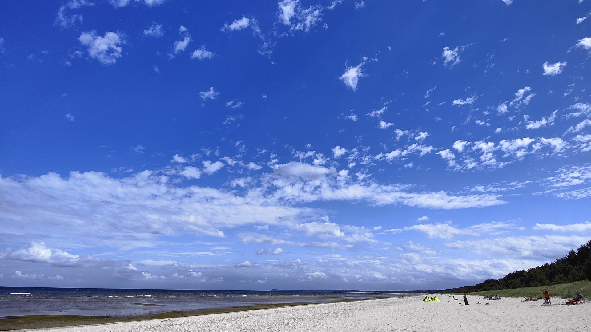 Sandstrand von Trassenheide im Sommer