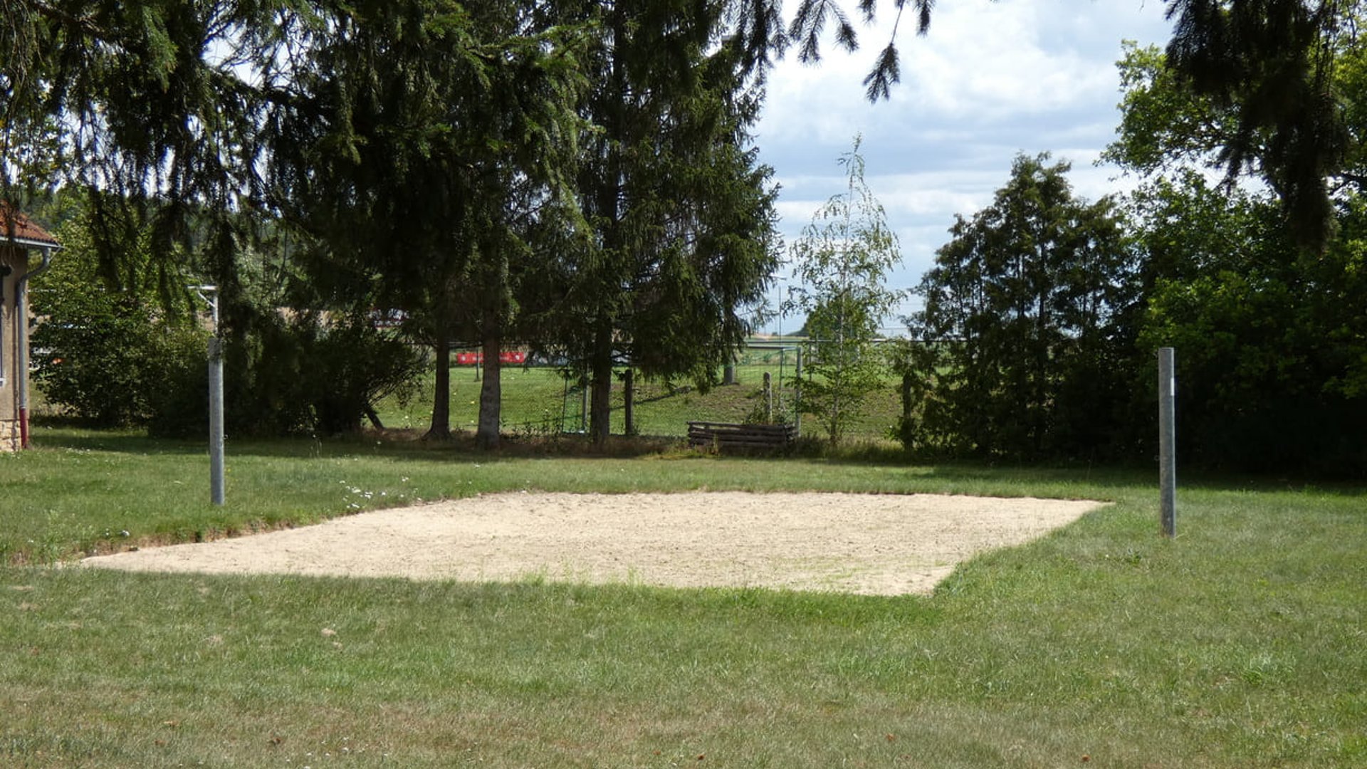 Beachvolleyballfeld im Schullandheim Tonndorf