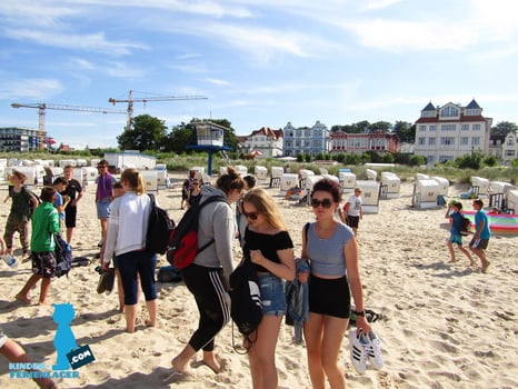 Gemeinsam am Strand von Swinemünde