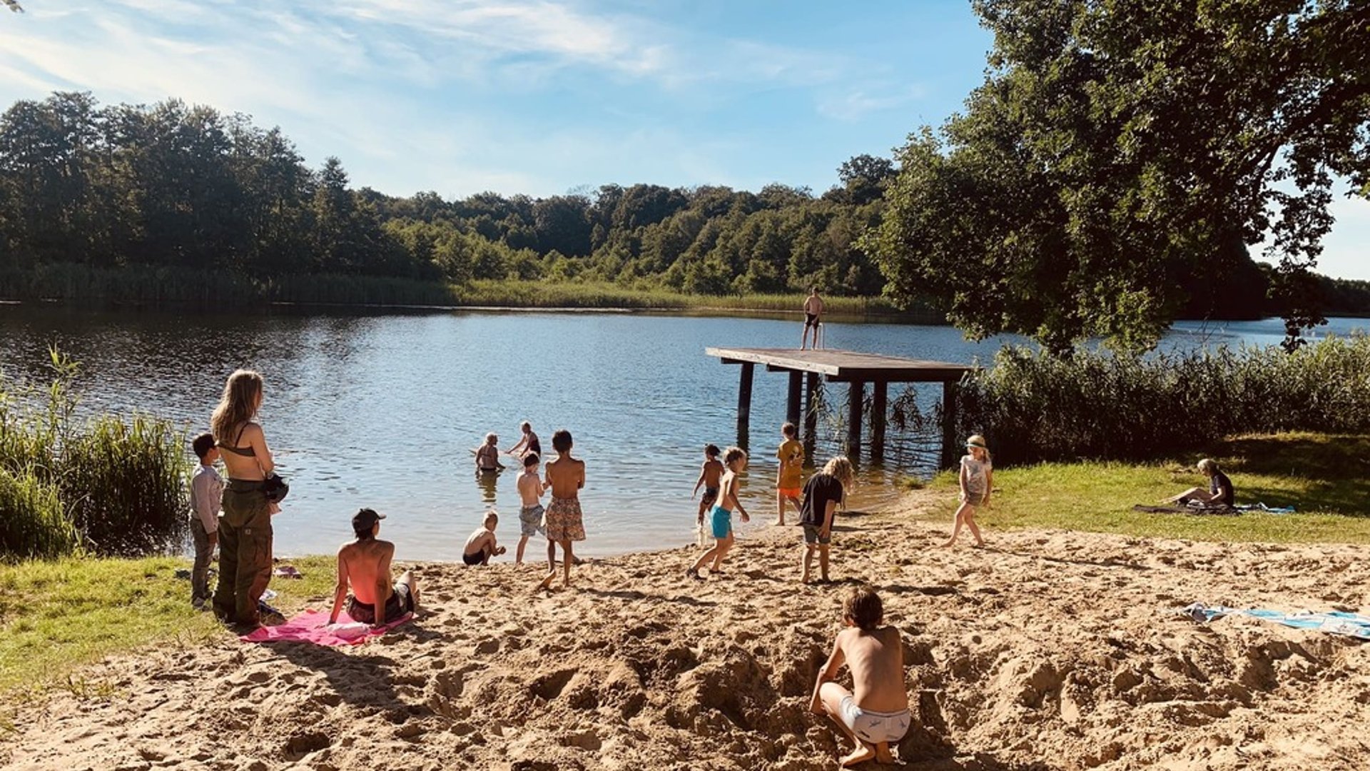 Badepause am See des der Ferienfreizeit