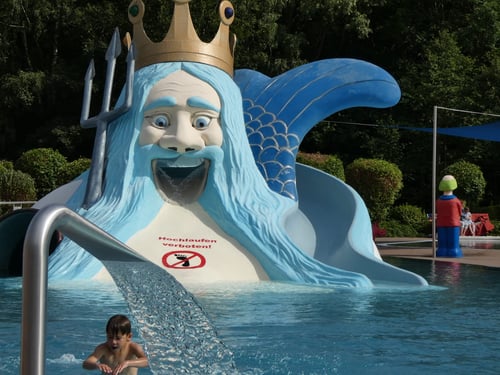 Neptun im Freibad