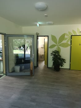 Hauptgebäude mit Speisesaal und Seminarräumen