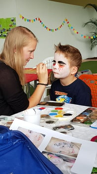 Kinderschminken im Tagescamp Erfurt