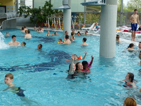 Mit dem Ostercamp in der Therme