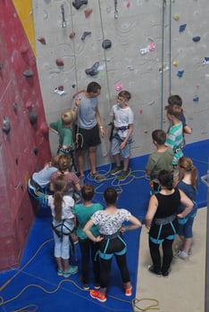 Kletterkurs im Ferienlager