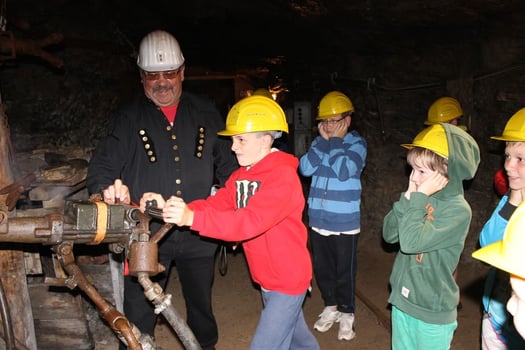 Untertage mit der Kindergruppe