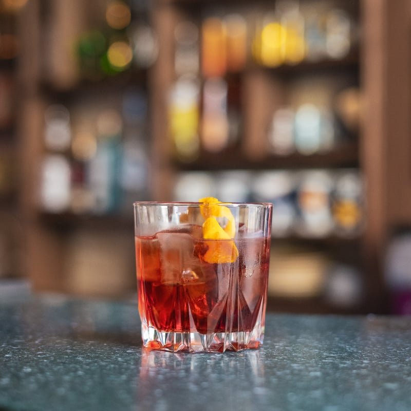 Negroni cocktail lavet med Forzudo Rojo