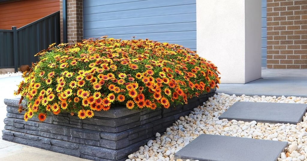 Add value to your home with these ten front yard landscaping ideas