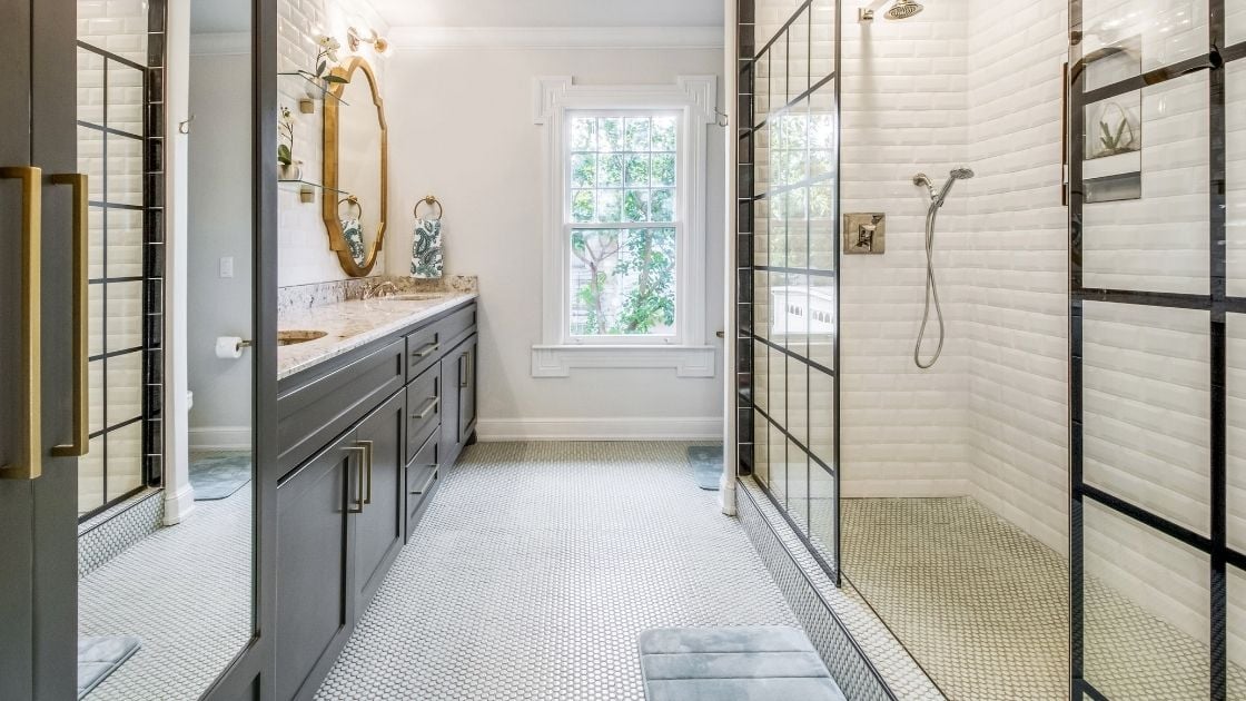 Modern Elegant Bathroom