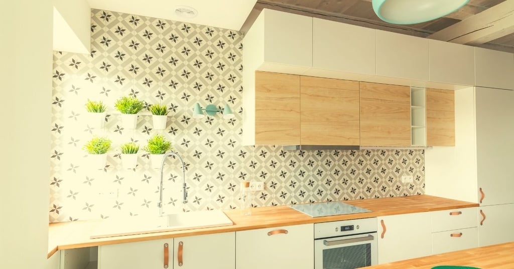 How to Choose the Perfect Countertop to Pair with Your White Cabinets