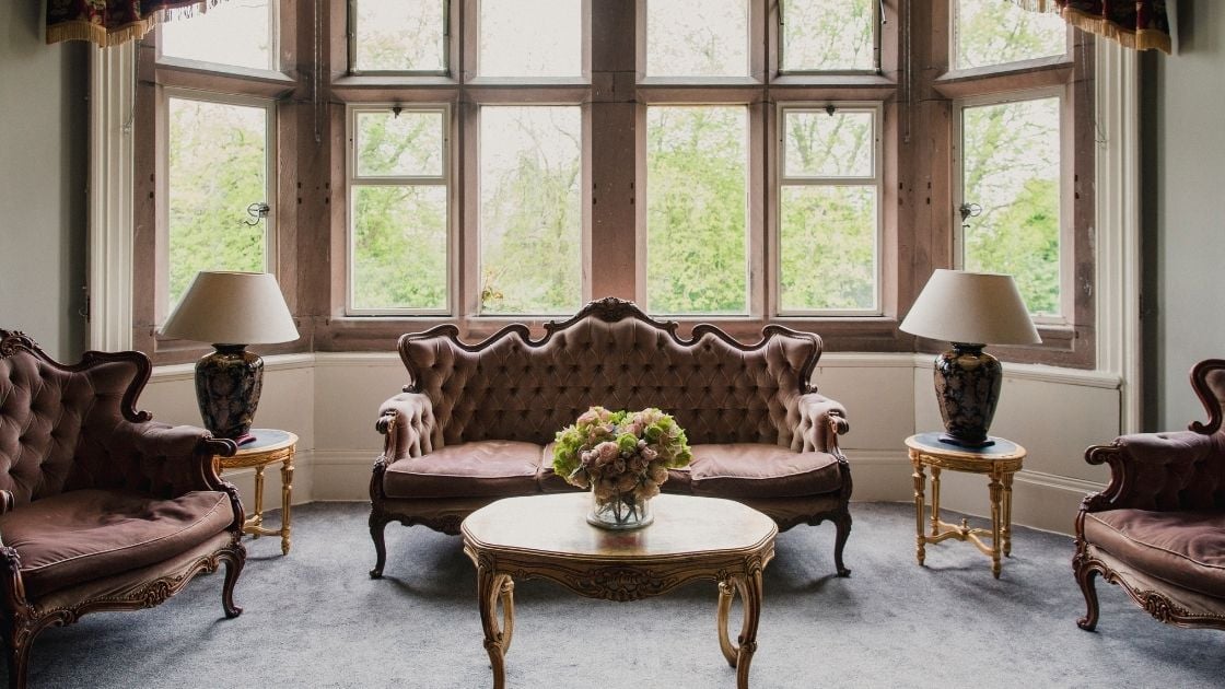 Luxury Living Room Gold Fittings