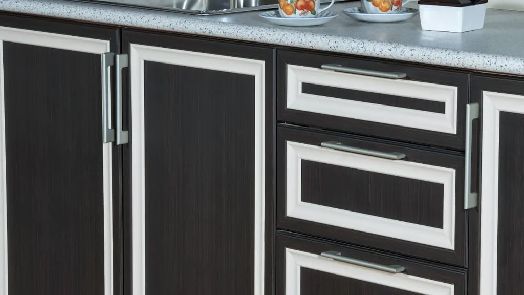 w to make old cabinets look modern