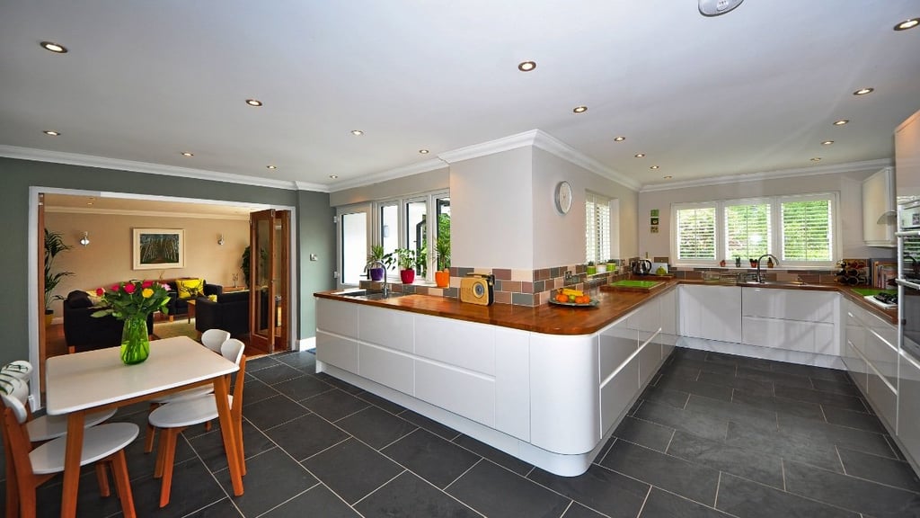 Is tile in the kitchen outdated