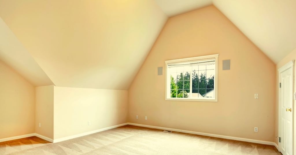 How Vaulted Ceilings Can Transform Your Space