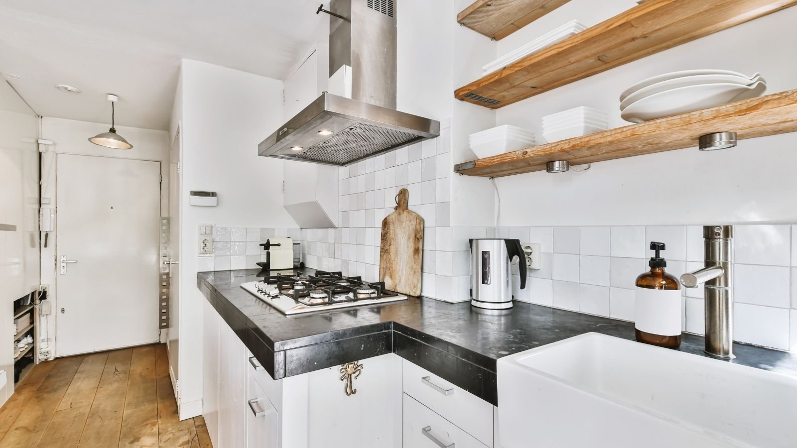 Create the kitchen of your dreams, no matter the size!
