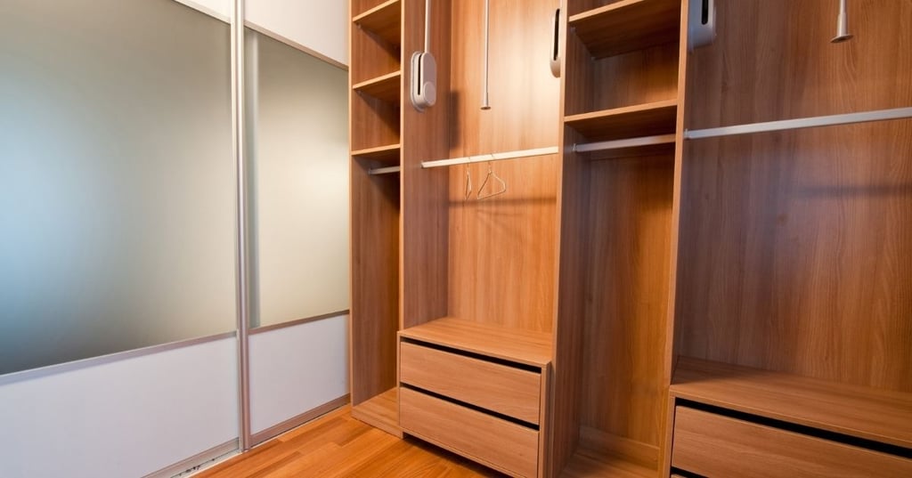 Sliding closet doors 1