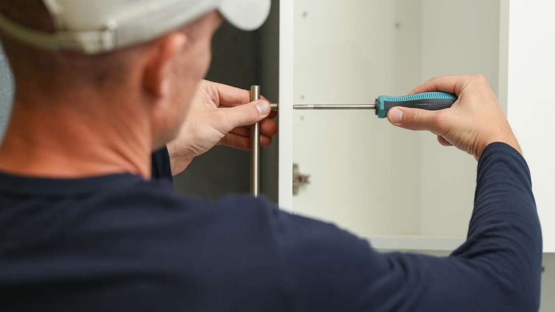 Kitchen Cabinet Replacing