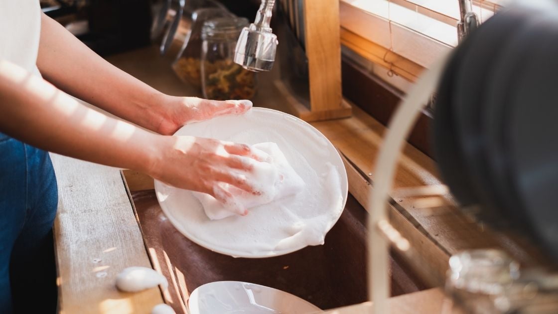 Dishwasher Versus Hand Washing