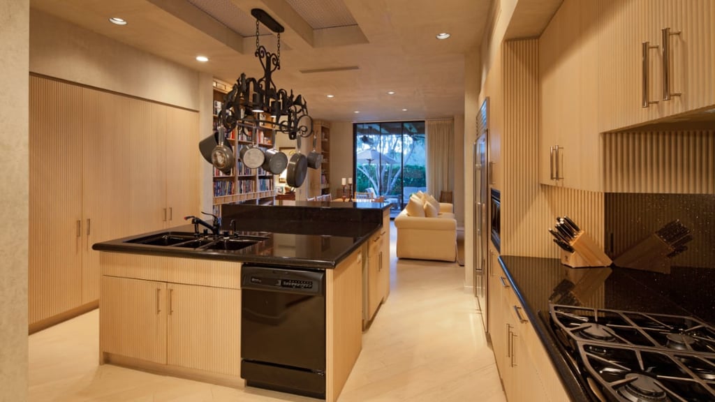 Dark Kitchen Countertops