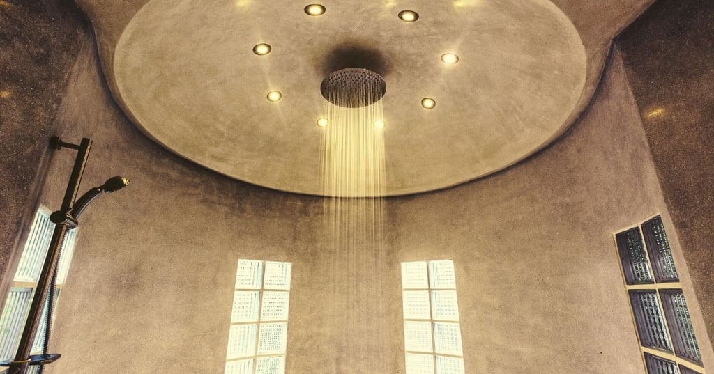 How to create the perfect cave shower space
