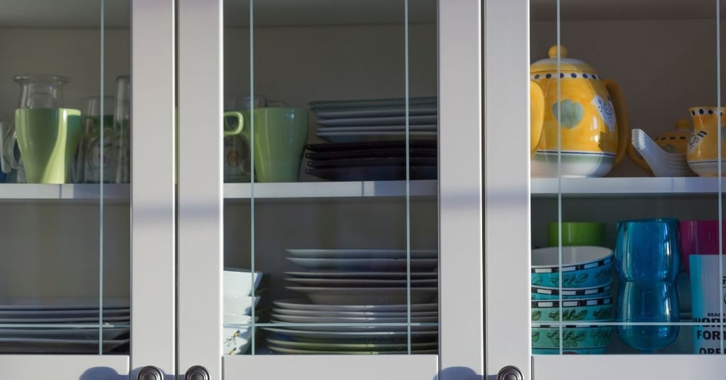 glass kitchen cabinets