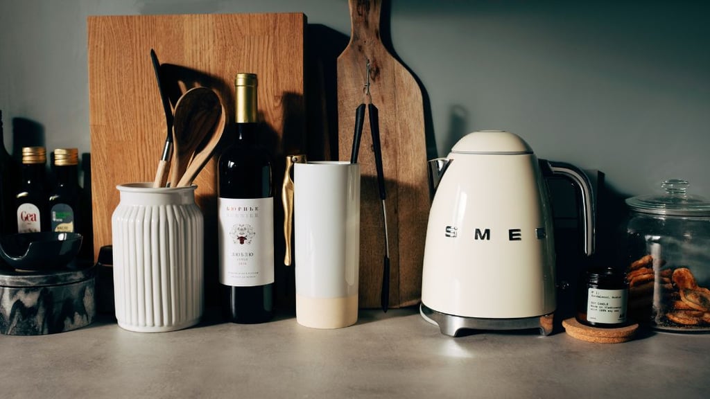 Backsplashes and Countertops for Gray Cabinets